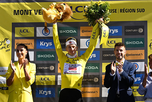 PHOTONEWS_11157425-243