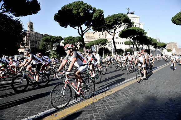 pg_Vittorio Emanuele Monument_granfondo Roma_PLG1203